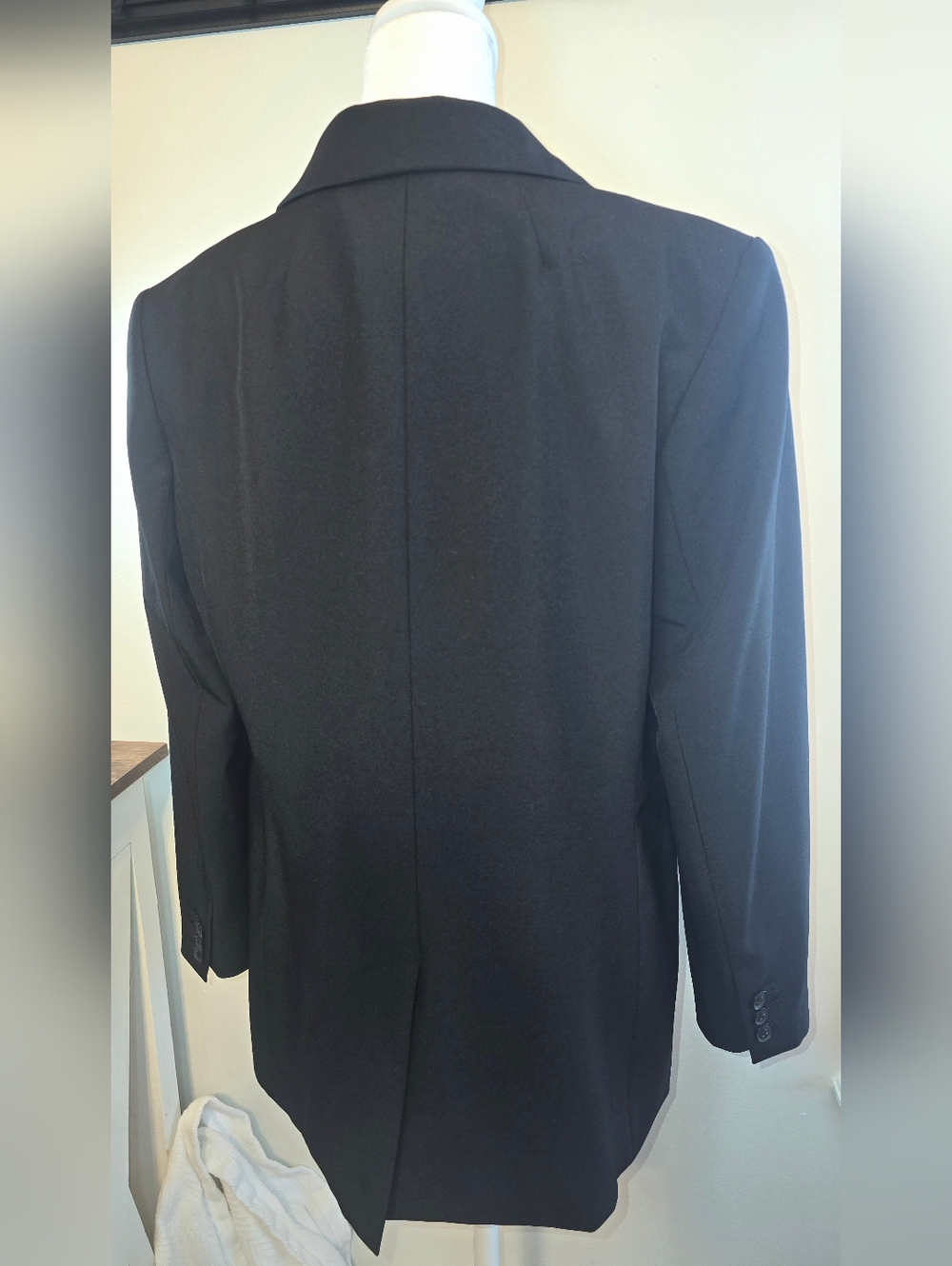 Banana Republic Sculpted Stretch Black Blazer Women's Size 8P - Picture 4 of 9